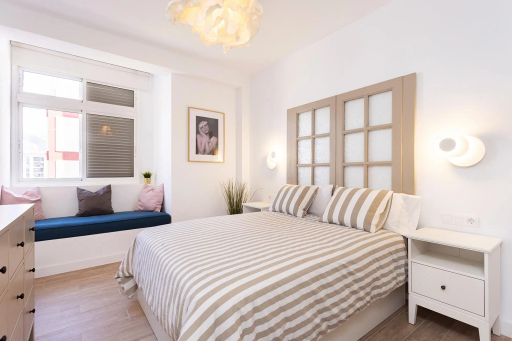 Home2Book Urban Chic Sebastian