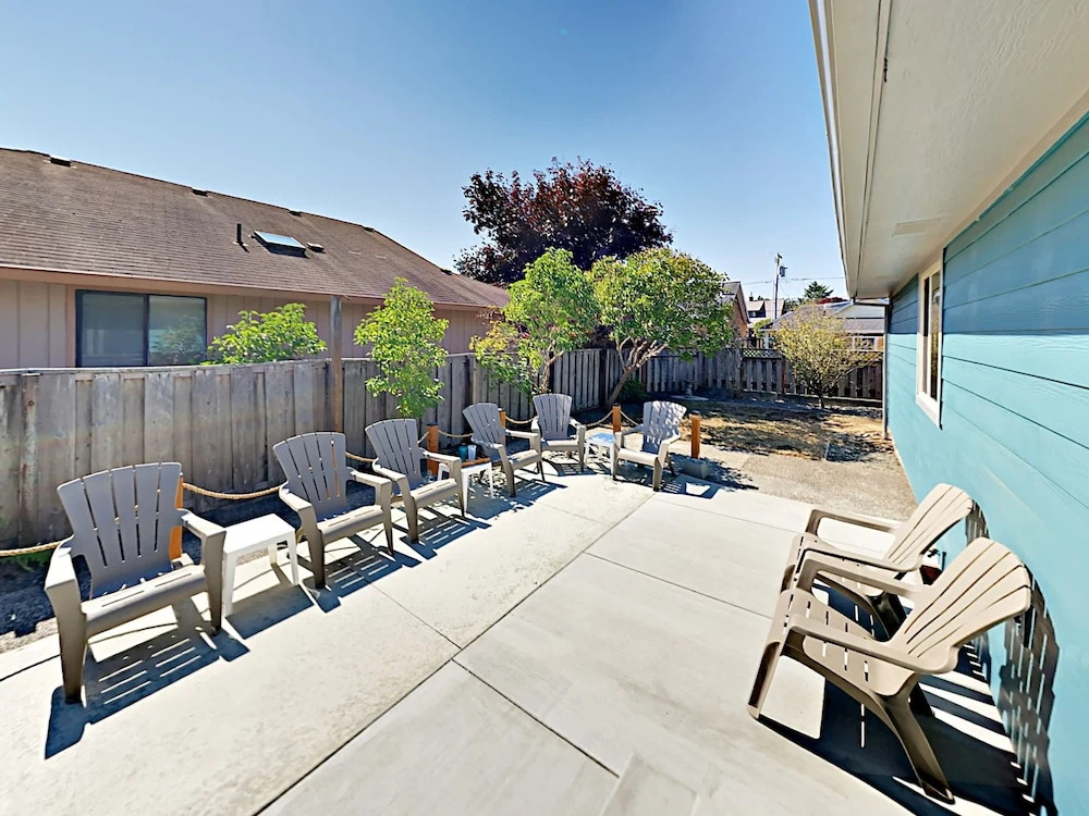 1658 S Edgewood Home 3 Bedrooms 2 Bathrooms Home