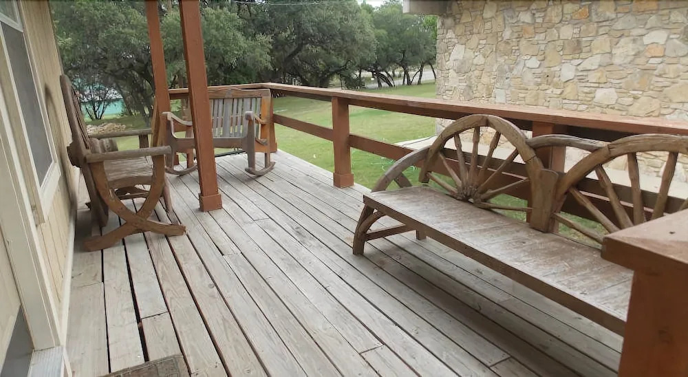 Canyon Springs Country Lodge