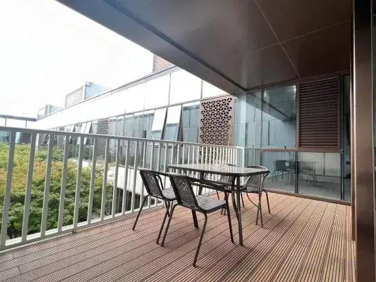 Baiyi Hotel (Suzhou Taihu Scenic Area Xiupin Street)