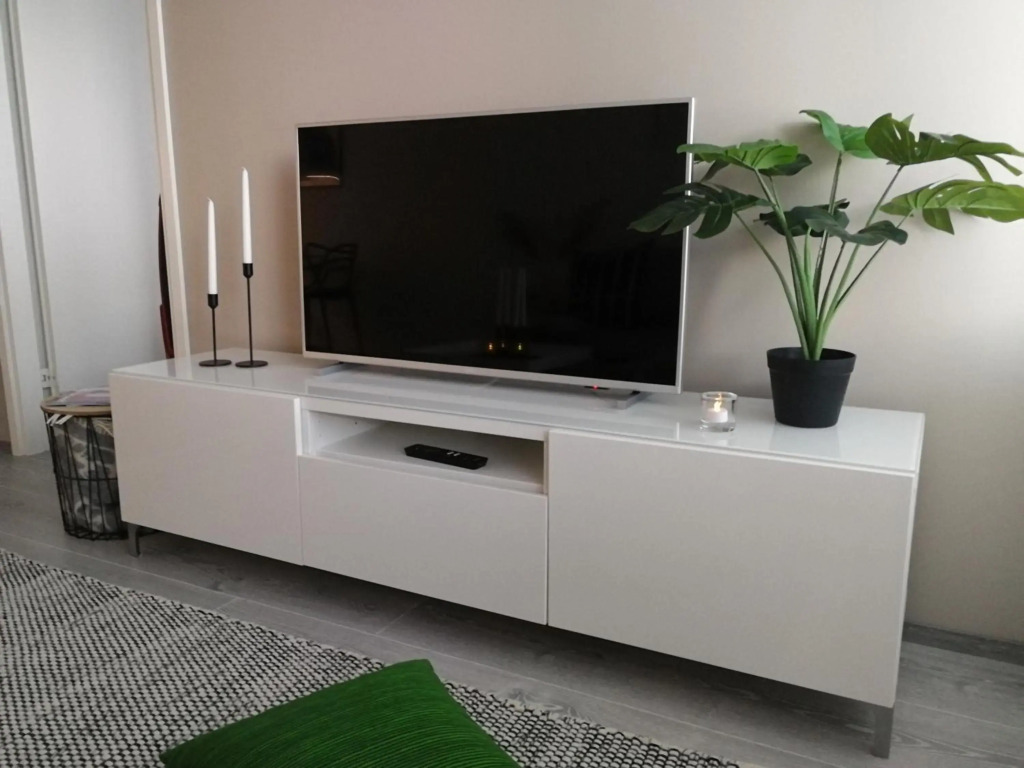 RovaKoti - luxury Nordic Suite in center with sauna & covered parking