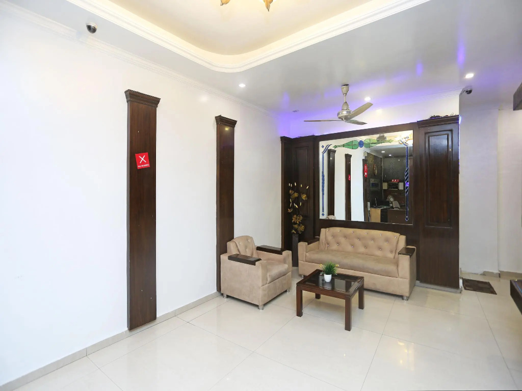 OYO 497 Hotel Welcome Palace