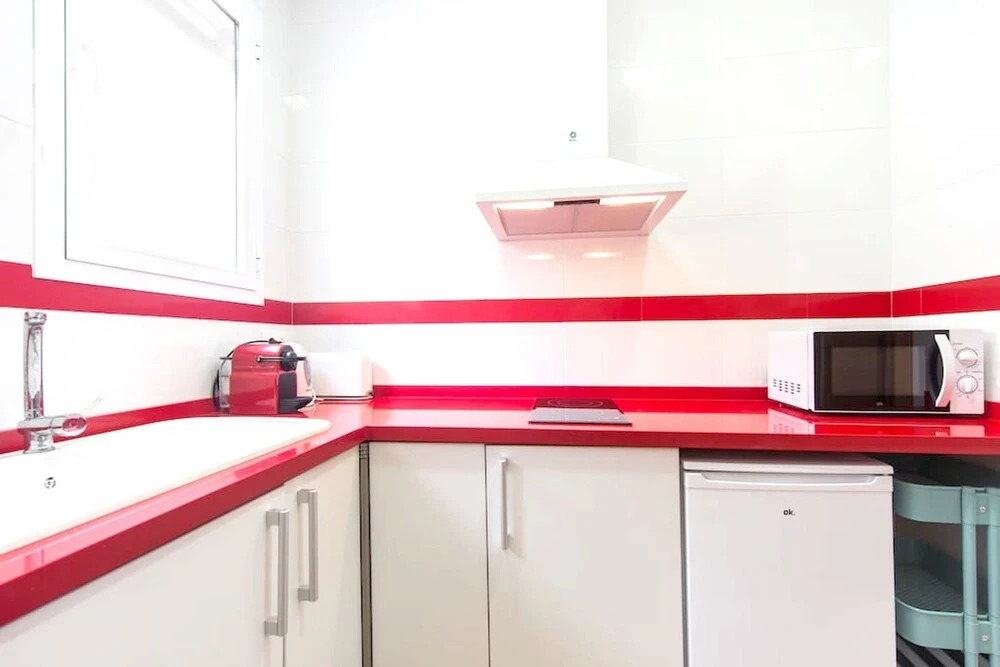 Apartment With 3 Bedrooms in València, With Wonderful sea View and Wif