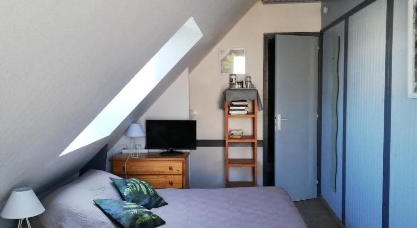 CHAMBRE STUDIO avec KICHENETTE SOLEIL DE NACRE