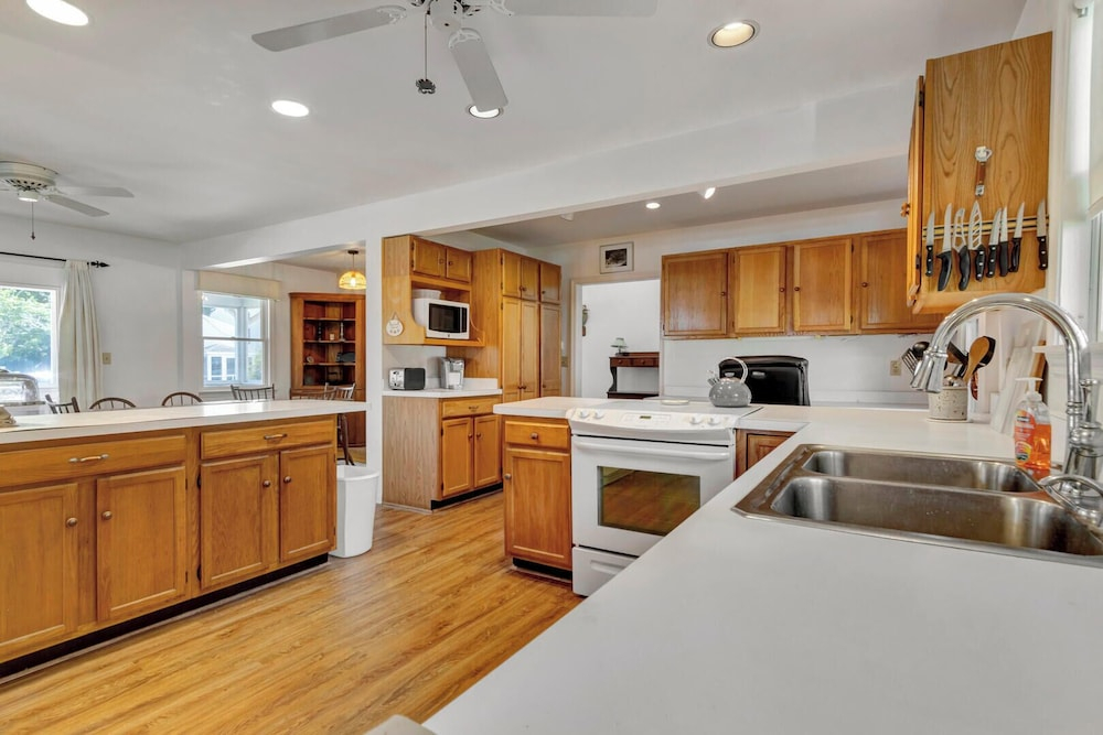 Bayard Avenue 207