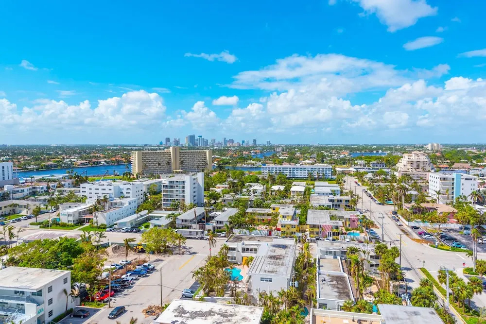 Private Residences at Conrad by Lrmb