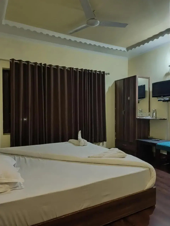 Hotel curios All seasons