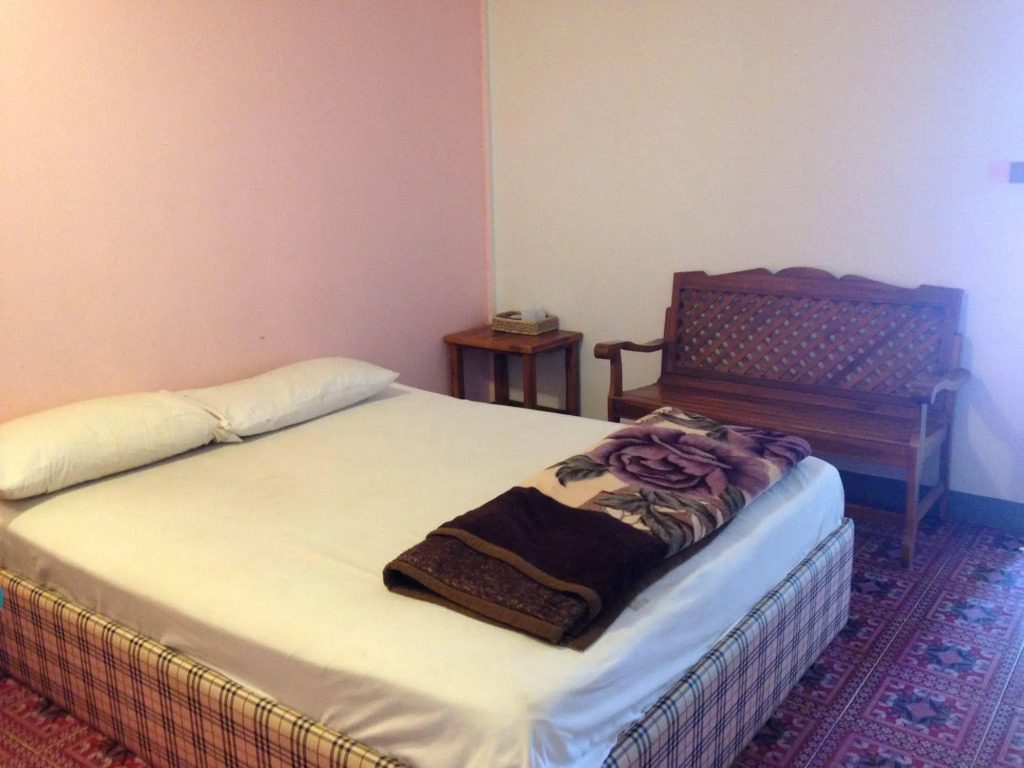 Natpob Sleep Station Motel