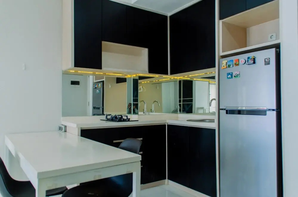 Fancy and Nice 1BR Apartment at Silkwood Residence