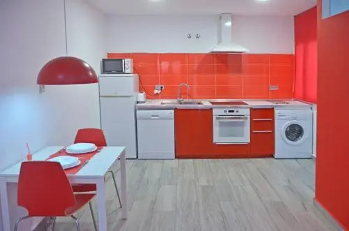 Conil Red-Black Apartment