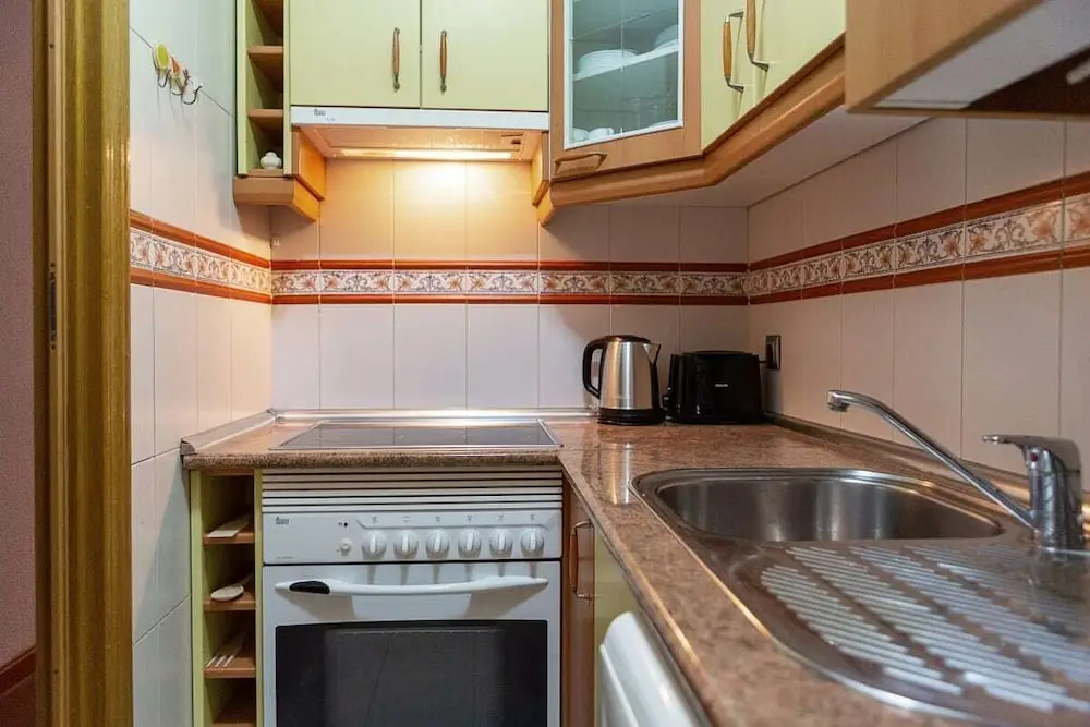Bright &Modern 1Bed Apt,Sleeps 3 nr La Latina