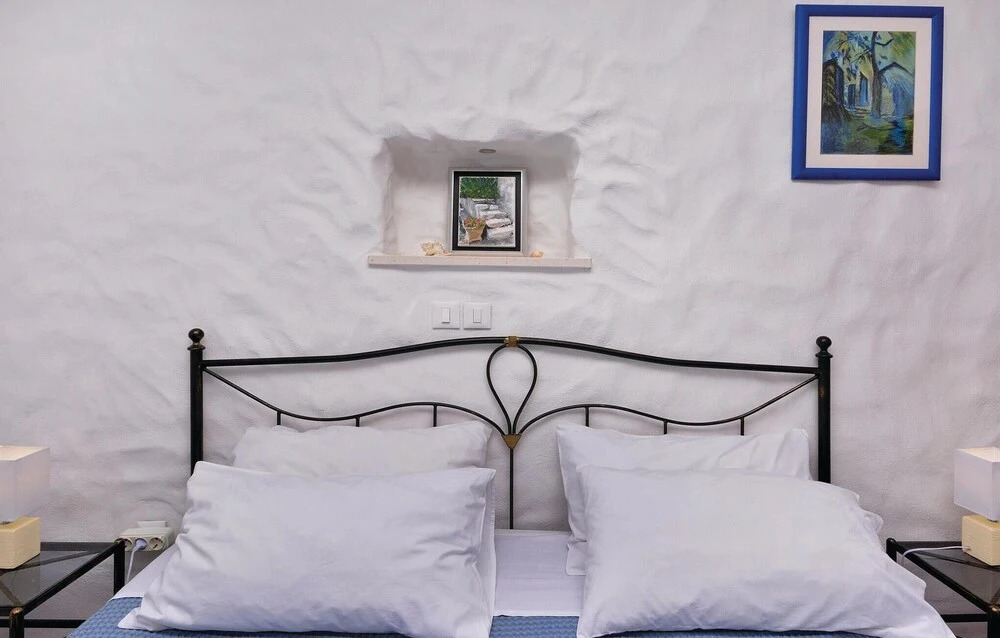 Cozy Home In Stari Grad