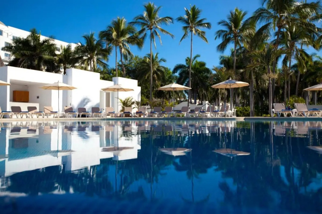 Отель Krystal Puerto Vallarta