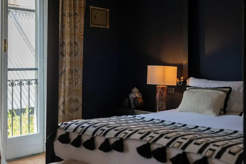 Bagutta Suites
