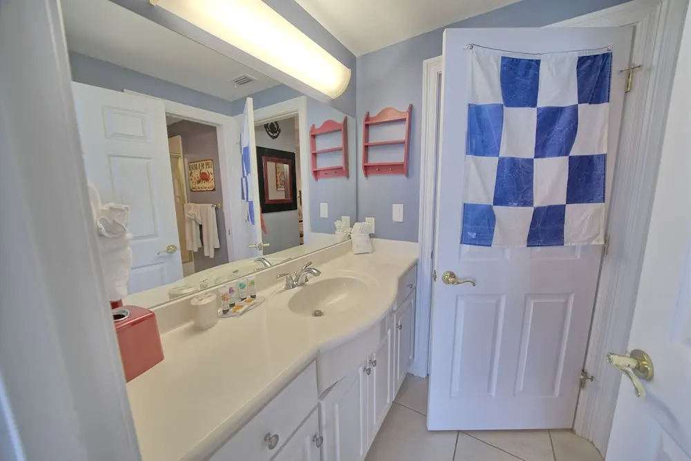 Gulf Crest Condominium #1804 - 2 Br Condo