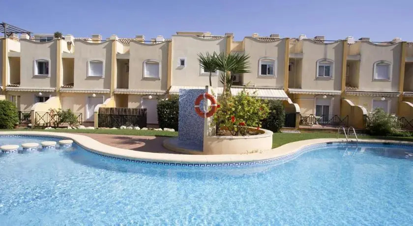Casa Amarilla