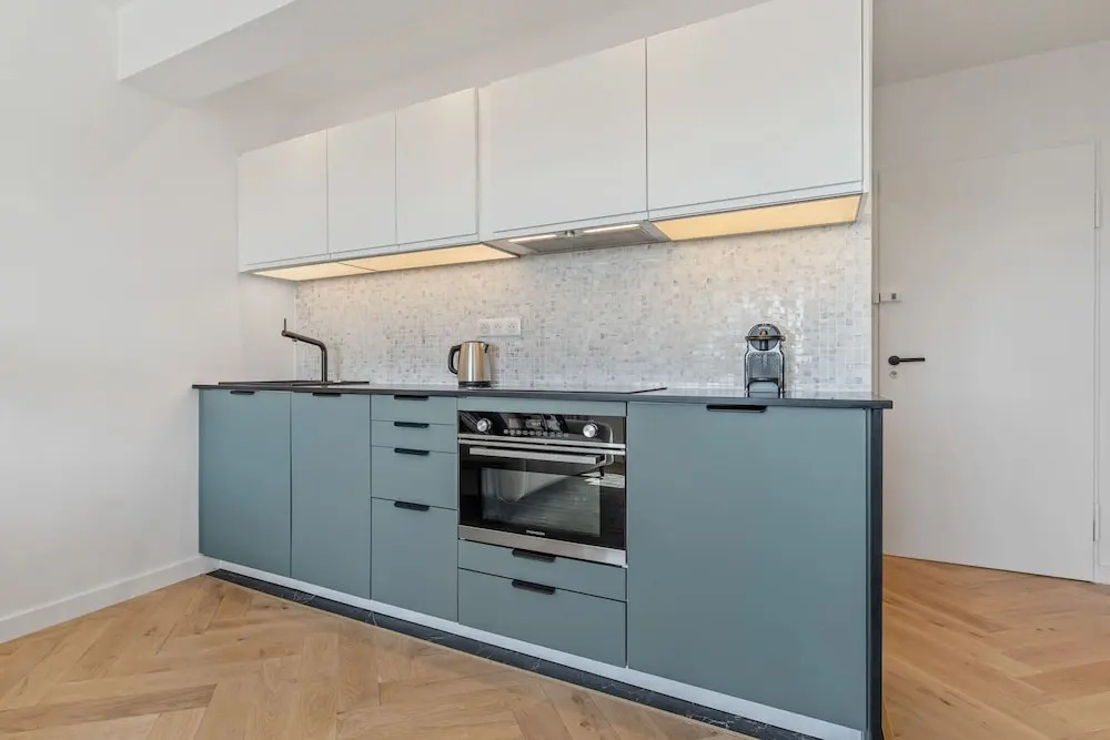 Brand New Retreat in Belair ID224