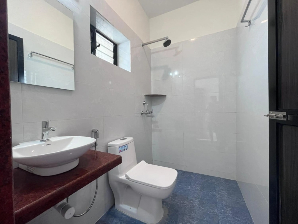 Morjim Sunset Guesthouse- Apartments with Kitchen & AC Rooms