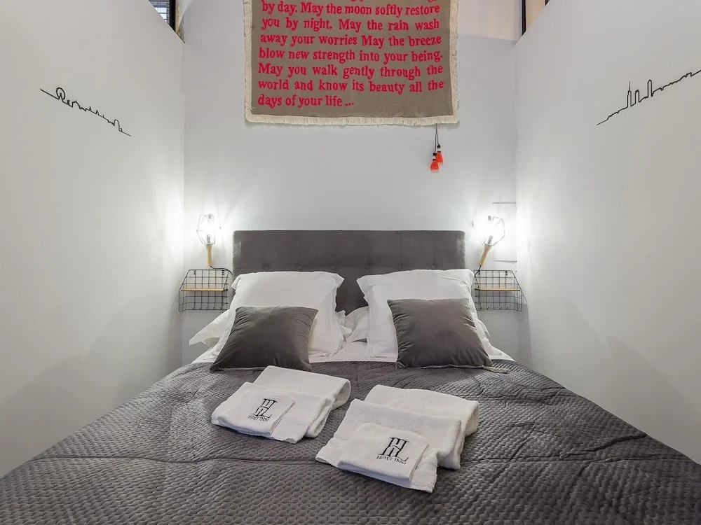 Host Inn Coeur Vieux Lyon & SPA
