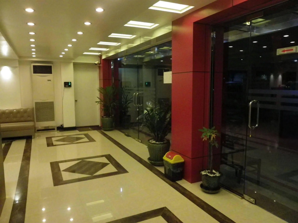 High Five Hotel