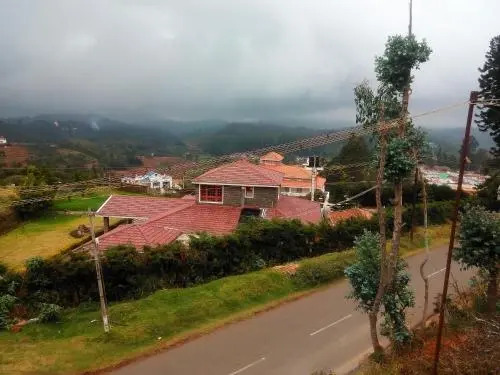 Skylarc Inn