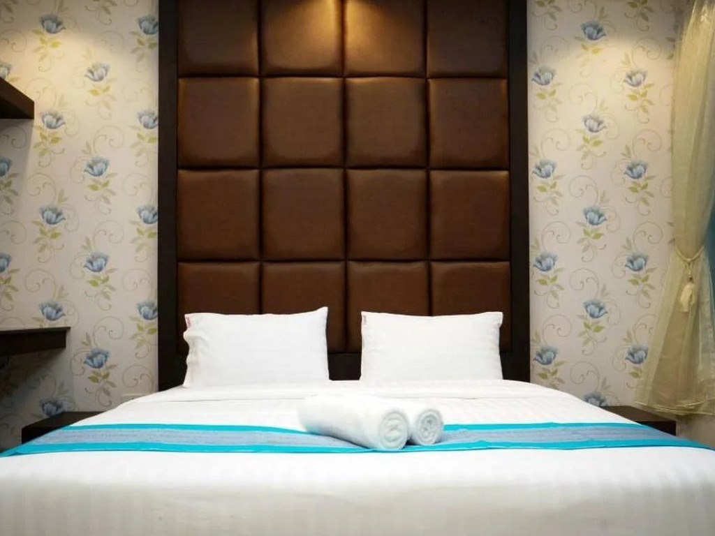 Roses Hua Hin Hotel