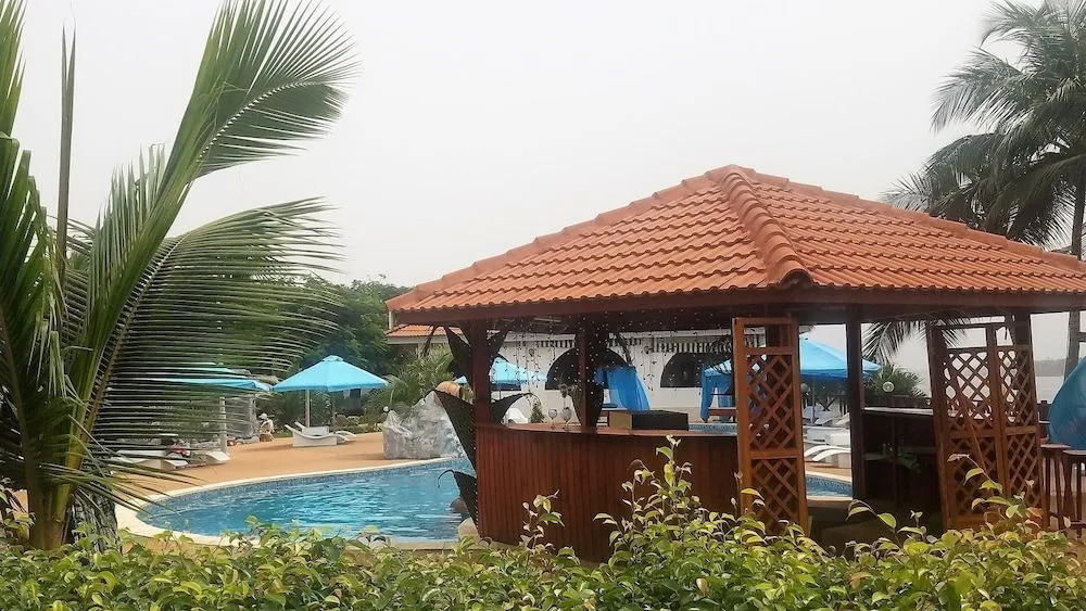 Hotel Akwa Beach