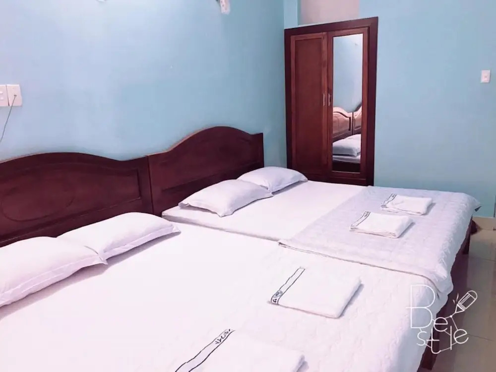 Dream Hotel