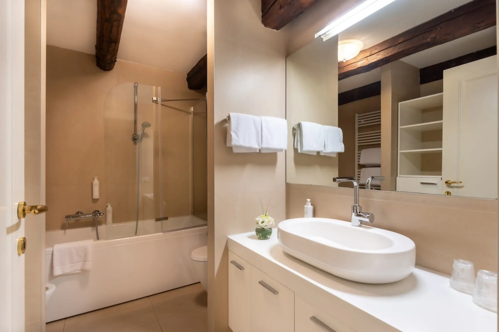 San Teodoro Palace - Luxury Apartments