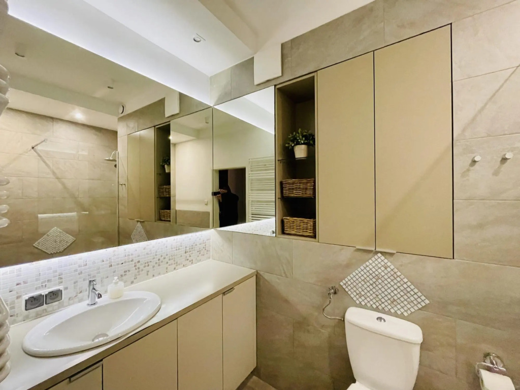 Super modern incredible property