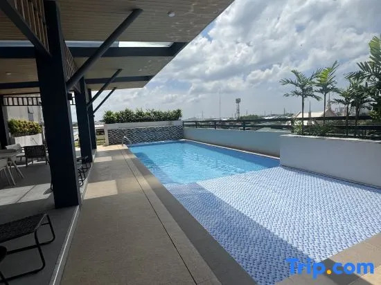 J Tower Residences Executive Studio