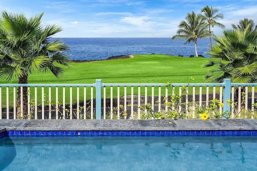 Unbelievable Ocean Front View w Pool - AC - Outdoor Seating!- Vrkcv