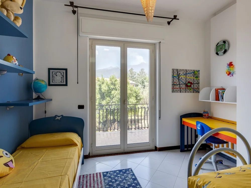 Pretty Apartment in Santa Venerina With Garden