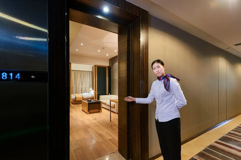 HeeFun Apartment GZ -Poly World Trading Center