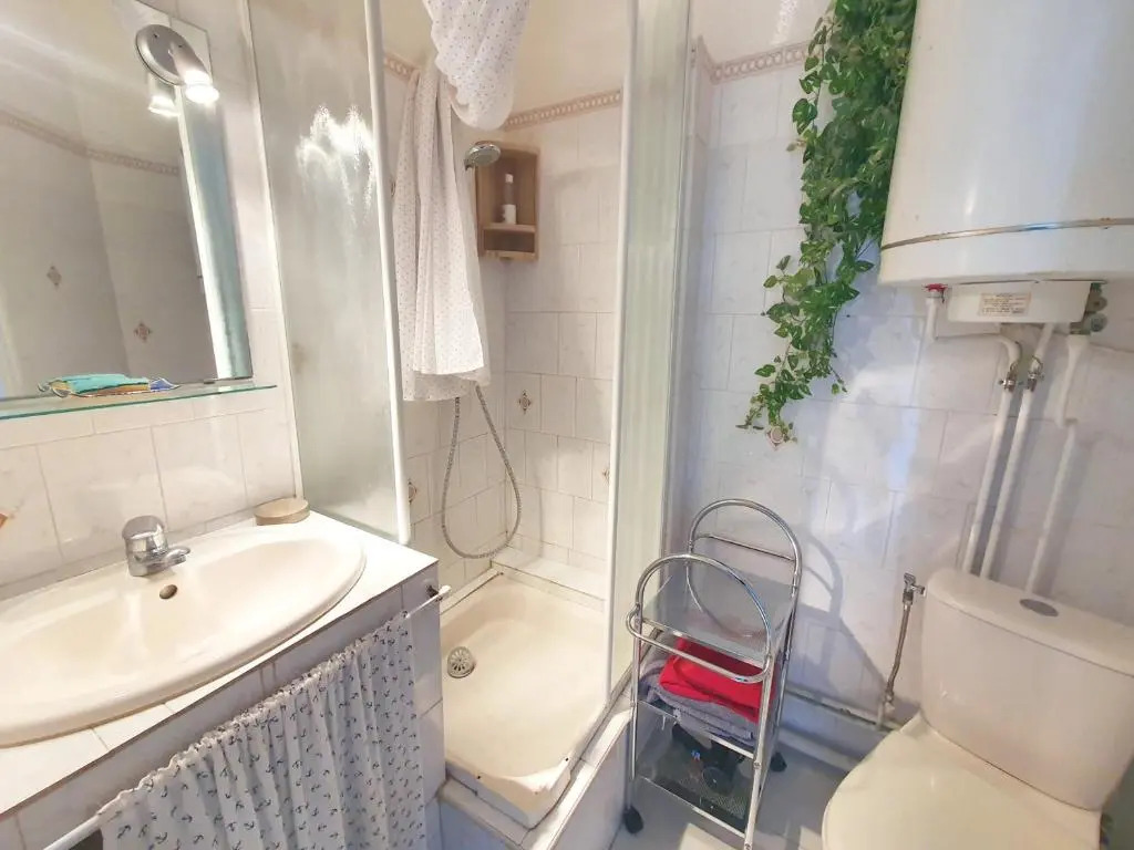 Appartement Sète, 2 pièces, 4 personnes - FR-1-338-96