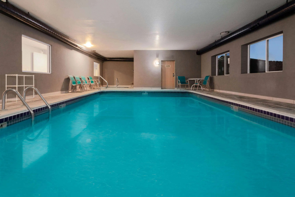 Baymont by Wyndham Henderson-Northeast Denver