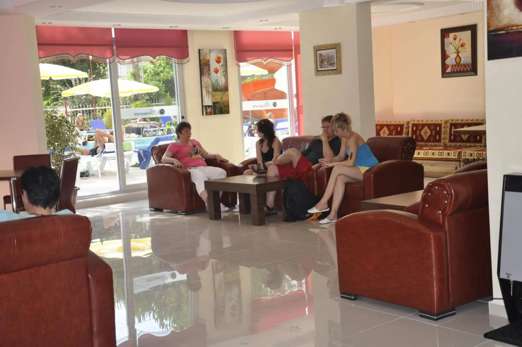 Primera Hotel & Apart