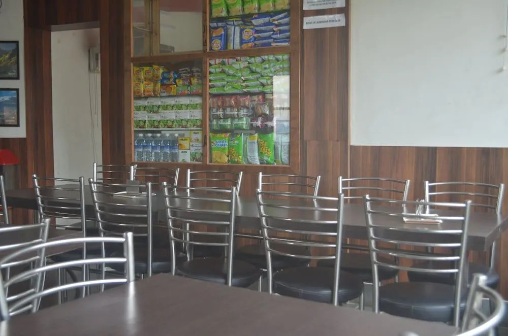 Hotel Centre Point Resorts Palampur