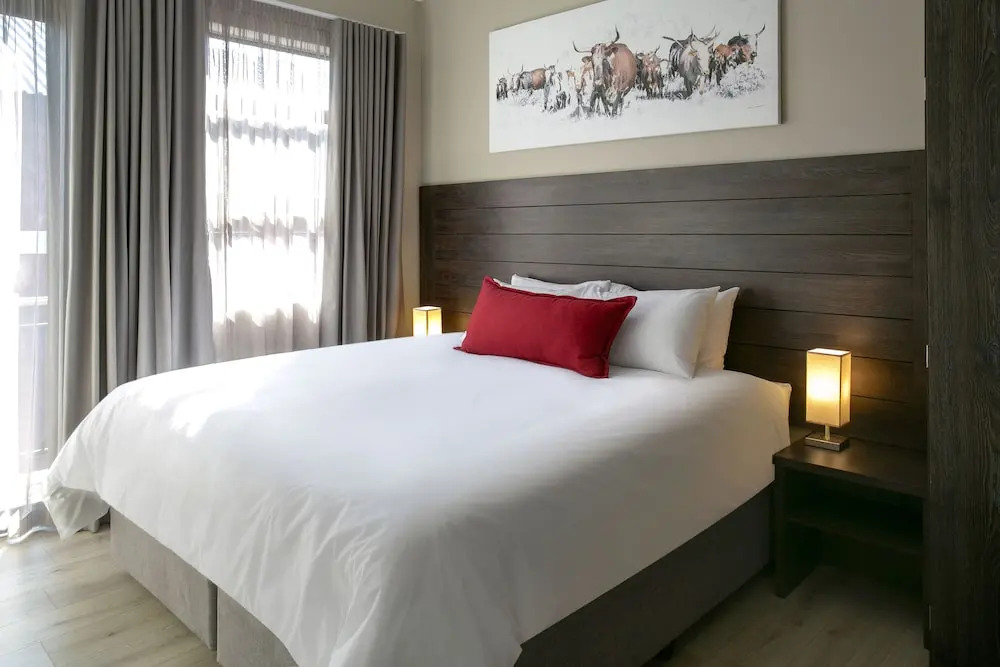 Hotel AT Hatfield Apartments