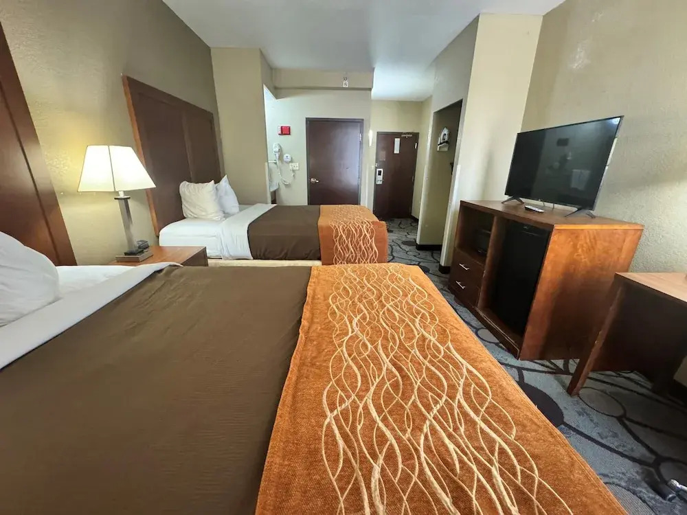 Comfort Inn & Suites Memphis East