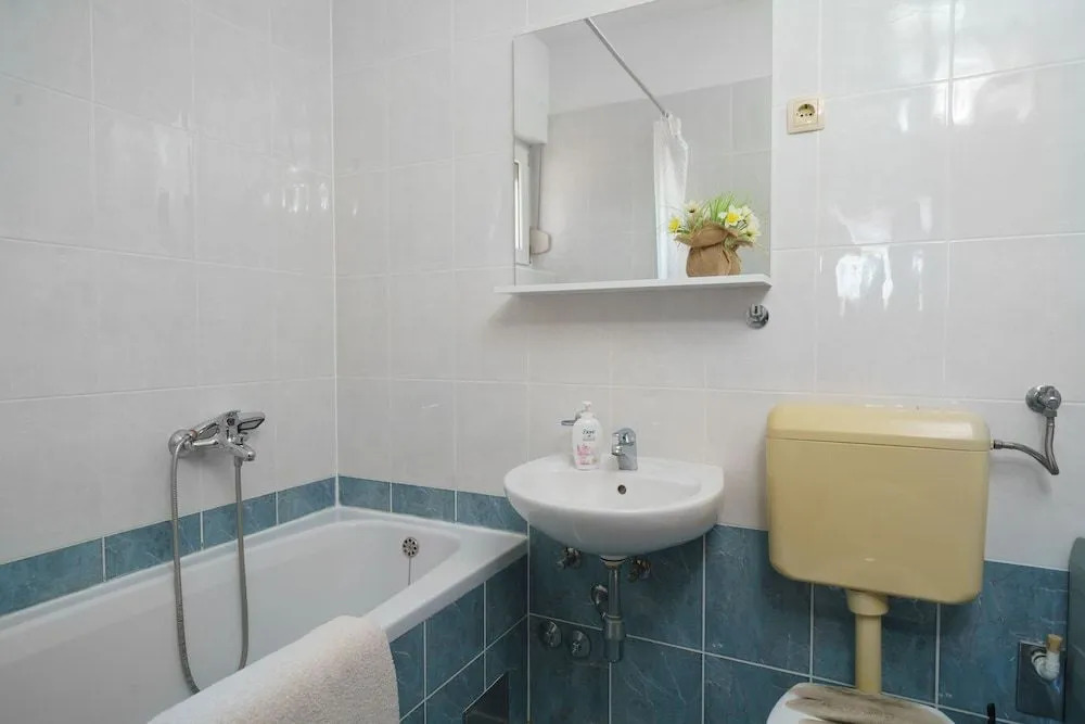 Apartment Nedoklan