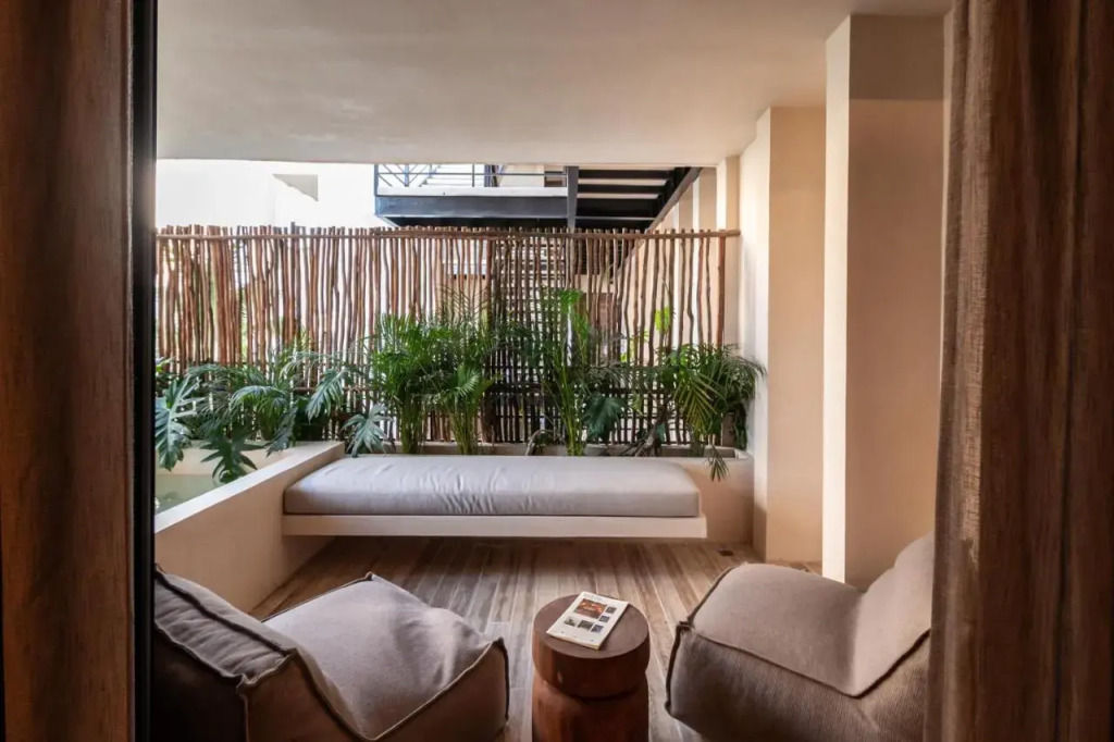BESPOKE, Member of Small Luxury Hotels