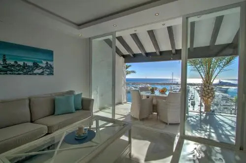 Exclusive Duplex Penthouse in Puerto Banus