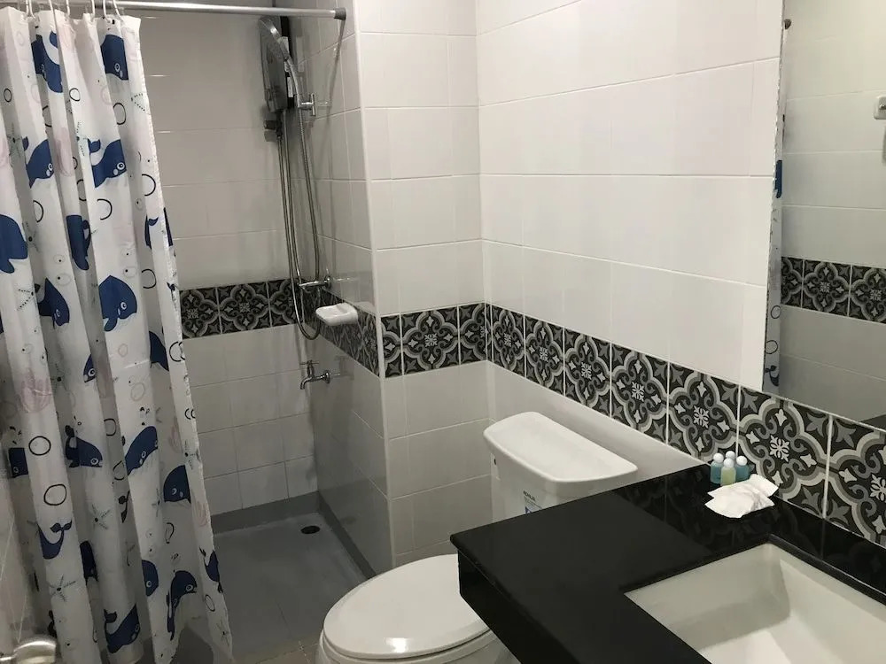 Naiyang Tour Room For Rent