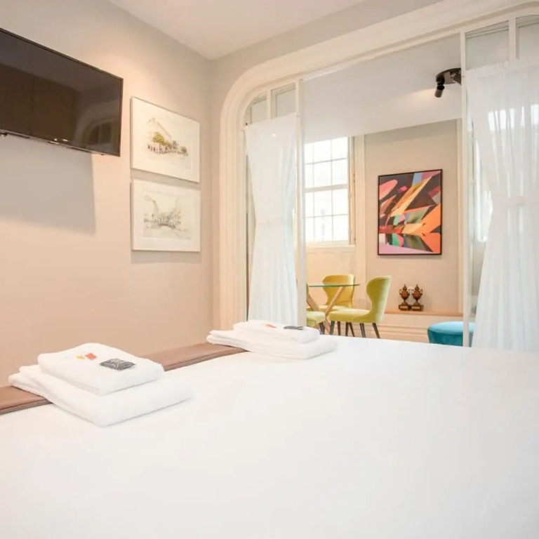 Liiiving in Porto - Cedofeita Charming Apartment