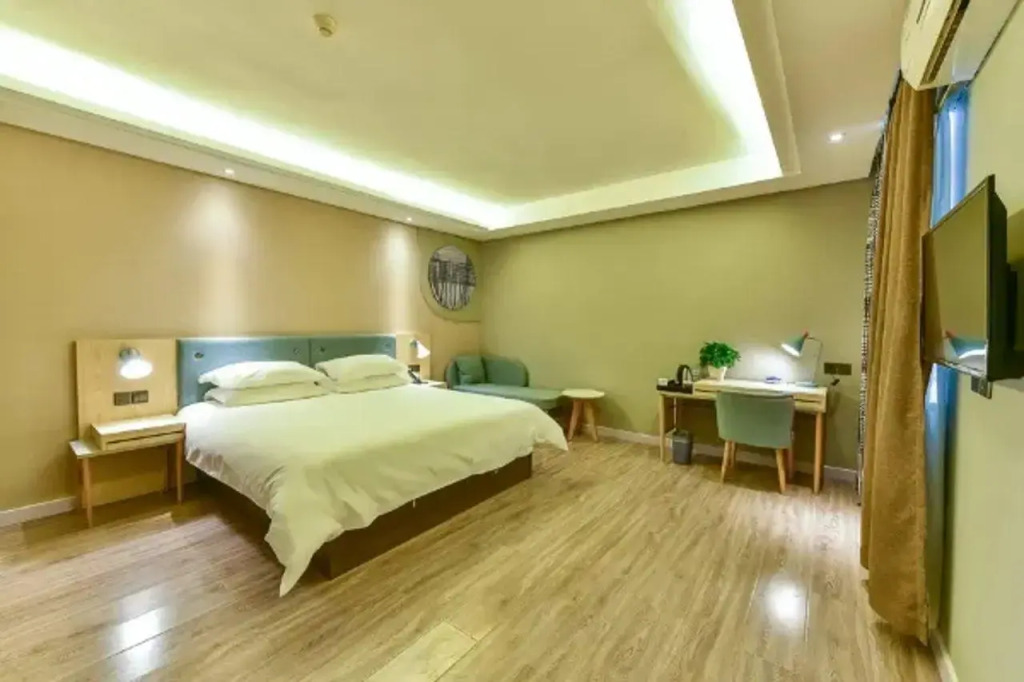 Homeinn · neo (Guilin High-Speed North Railway Station)