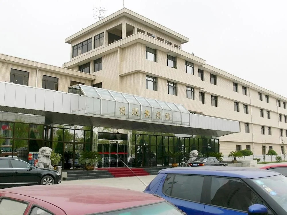 Baochi Hotel