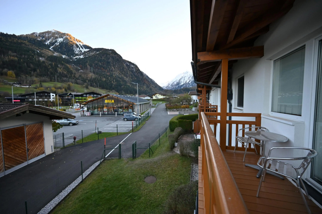 Appartement Tauernblick Top 6 Kaprun by Four Seasons Apartments