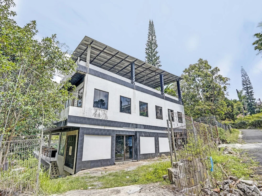 OYO 91612 Villa A1