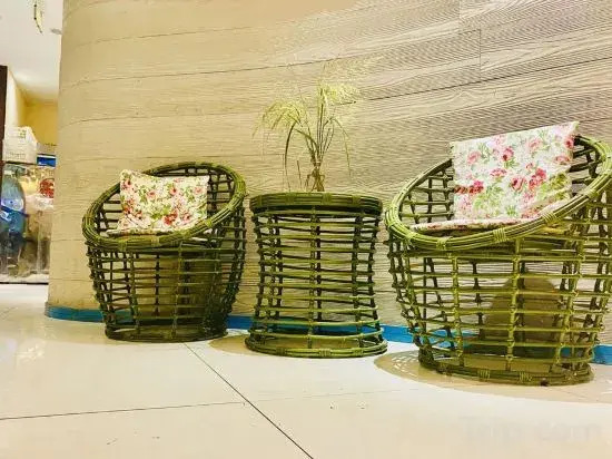 Qixi Qingju Hotel (Provincial Sports Center)